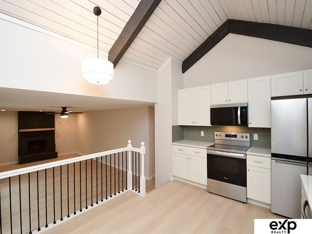 12123 Parker Circle, Omaha, NE 68154