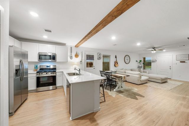 744 Autumn Cherry Trail, Magnolia, TX 77354