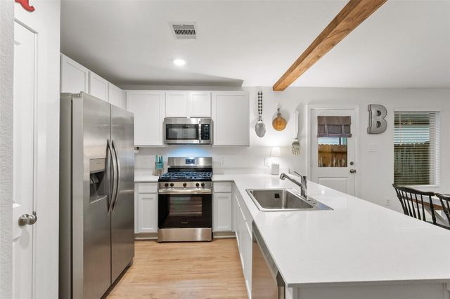 744 Autumn Cherry Trail, Magnolia, TX 77354