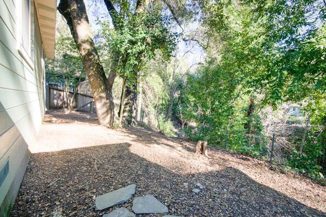 383 Riverview Drive, Boulder Creek, CA 95006