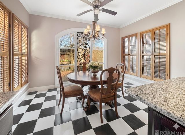 20359 Lynda Drive, Springfield, LA 70462