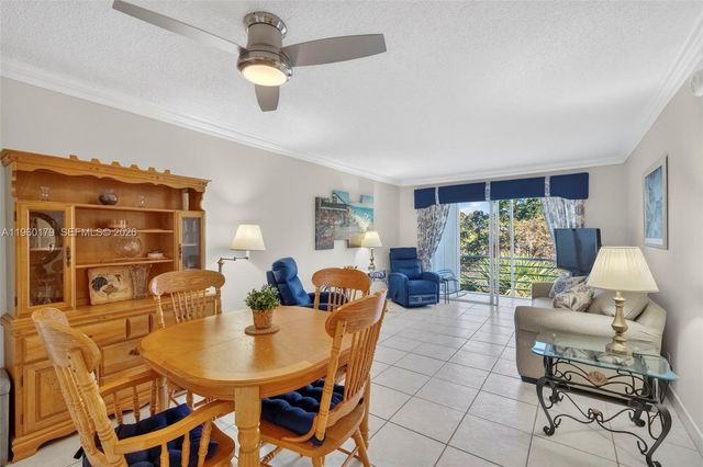 2900 NW 47th Terrace 405B, Lauderdale Lakes, FL 33313