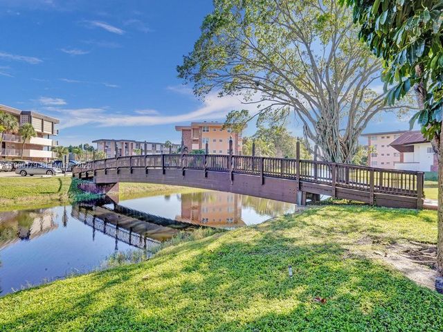 2900 NW 47th Terrace 405B, Lauderdale Lakes, FL 33313