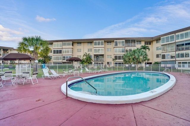 2900 NW 47th Terrace 405B, Lauderdale Lakes, FL 33313