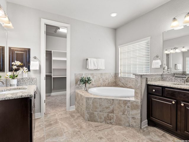 8622 GELVANI VINA, Boerne, TX 78015