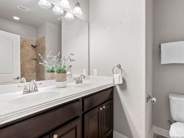 8622 GELVANI VINA, Boerne, TX 78015