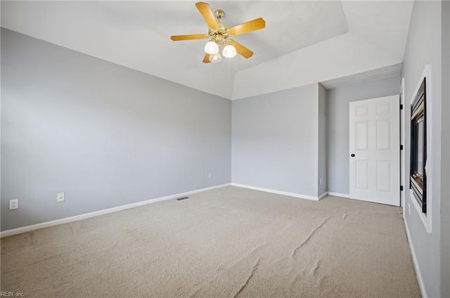 1915 Abbotsbury CT, Virginia Beach, VA 23453