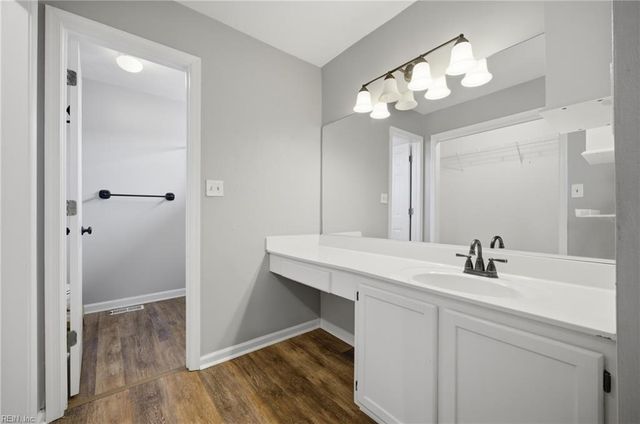 1915 Abbotsbury CT, Virginia Beach, VA 23453