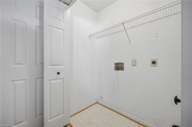 1915 Abbotsbury CT, Virginia Beach, VA 23453