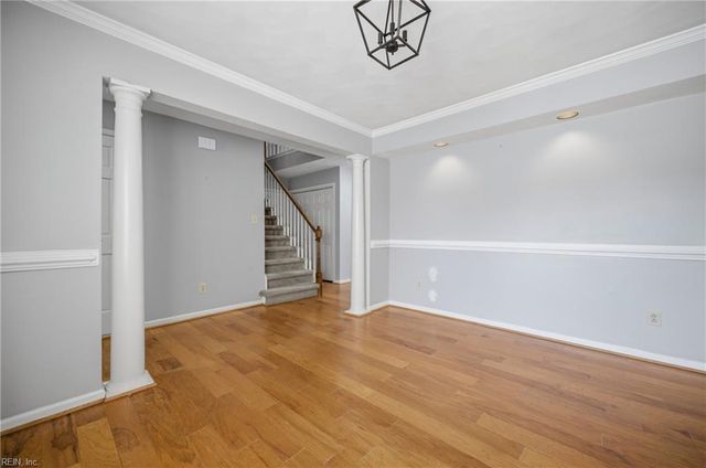 1915 Abbotsbury CT, Virginia Beach, VA 23453