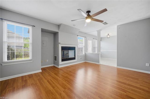 1915 Abbotsbury CT, Virginia Beach, VA 23453