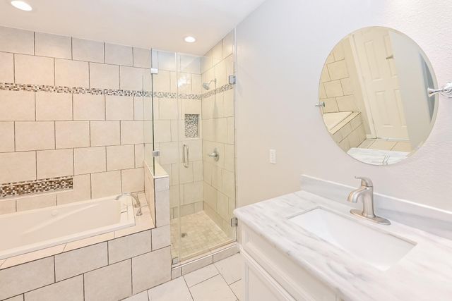 10364 Stone Gate Drive, Conroe, TX 77385