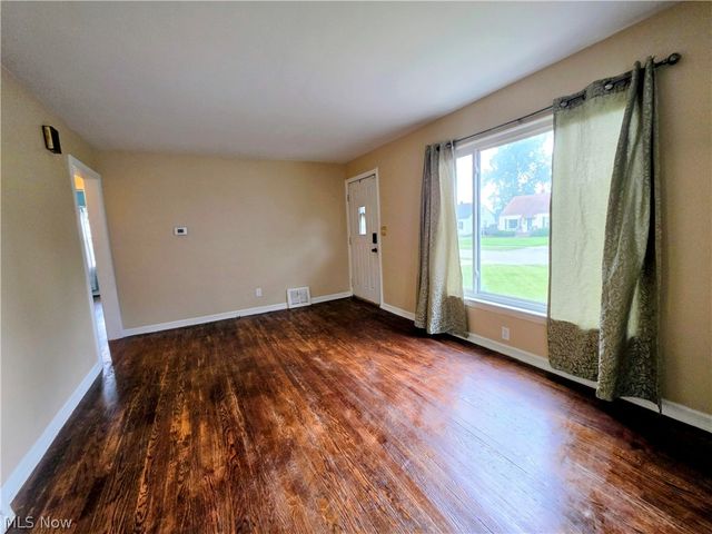 624 Bonnie Brae, Warren, OH 44483