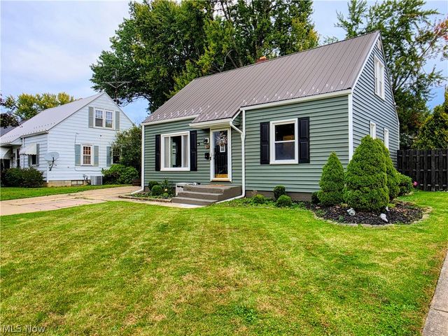 624 Bonnie Brae, Warren, OH 44483