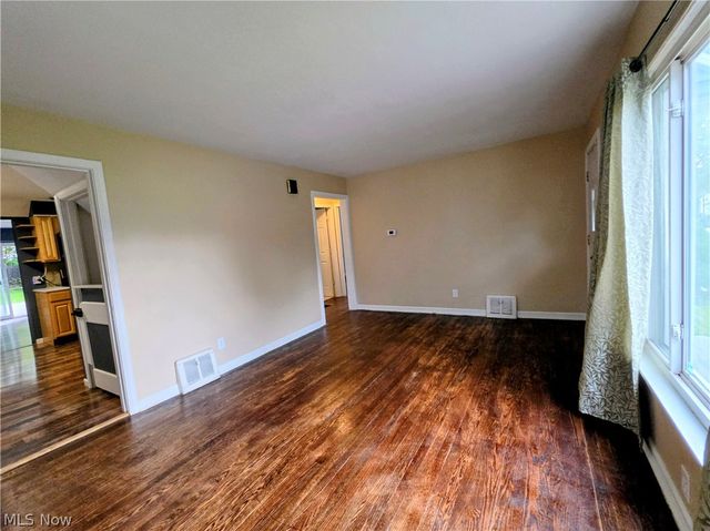 624 Bonnie Brae, Warren, OH 44483