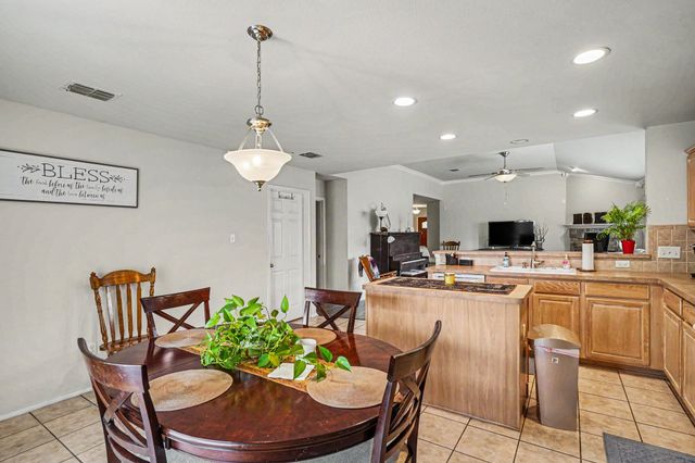 9232 Monument Court, Fort Worth, TX 76244
