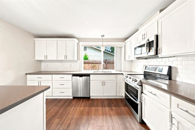 15123 15th Avenue S, Spanaway, WA 98387