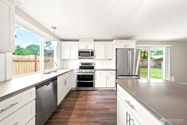 15123 15th Avenue S, Spanaway, WA 98387