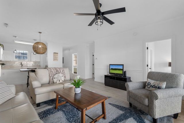 4691 Wild Iris Dr Apt 203, Myrtle Beach, SC 29577