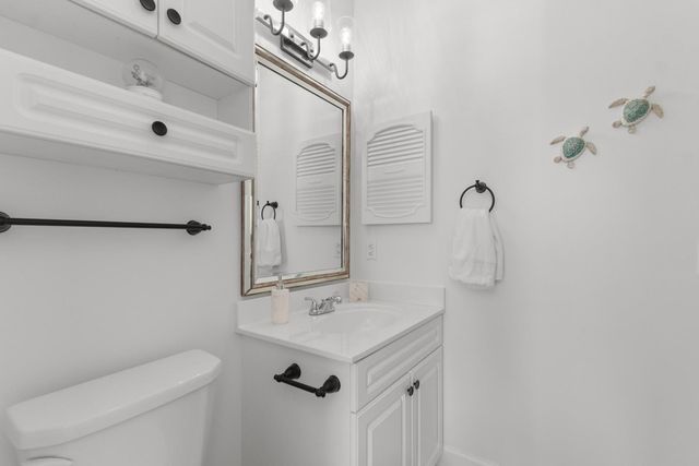 4691 Wild Iris Dr Apt 203, Myrtle Beach, SC 29577