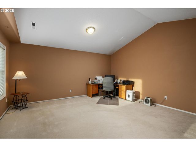 4632 Nw BUCKBOARD Dr, Portland, OR 97229