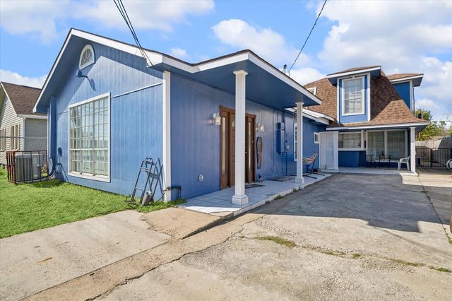 6905 Palestine Street C, Houston, TX 77020