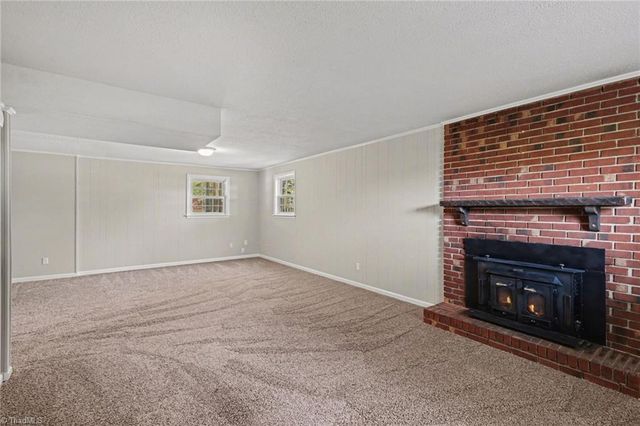 8140 Vance Road, Kernersville, NC 27284