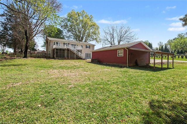 8140 Vance Road, Kernersville, NC 27284
