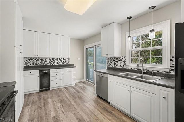 8140 Vance Road, Kernersville, NC 27284