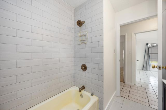 1721 Jones Street, Rosenberg, TX 77471