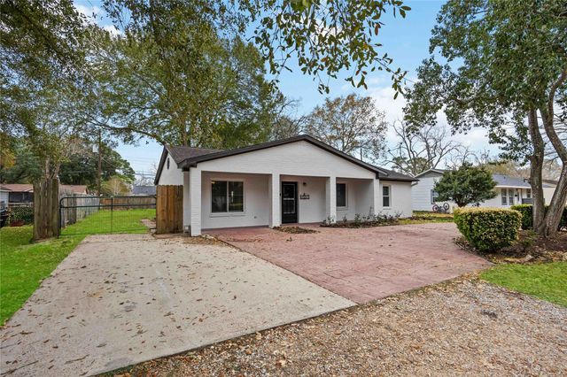 1721 Jones Street, Rosenberg, TX 77471