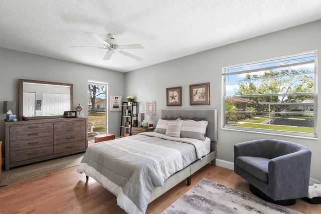 330 GLOUCESTER BOULEVARD, Sun City Center, FL 33573