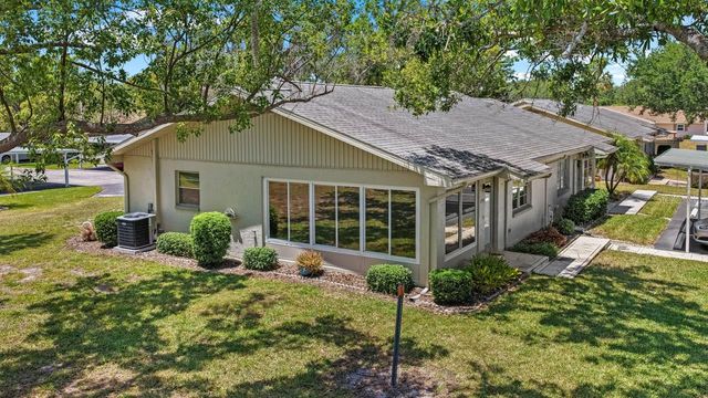330 GLOUCESTER BOULEVARD, Sun City Center, FL 33573
