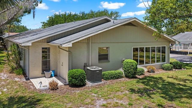 330 GLOUCESTER BOULEVARD, Sun City Center, FL 33573