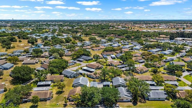 330 GLOUCESTER BOULEVARD, Sun City Center, FL 33573