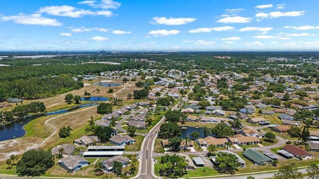 330 GLOUCESTER BOULEVARD, Sun City Center, FL 33573