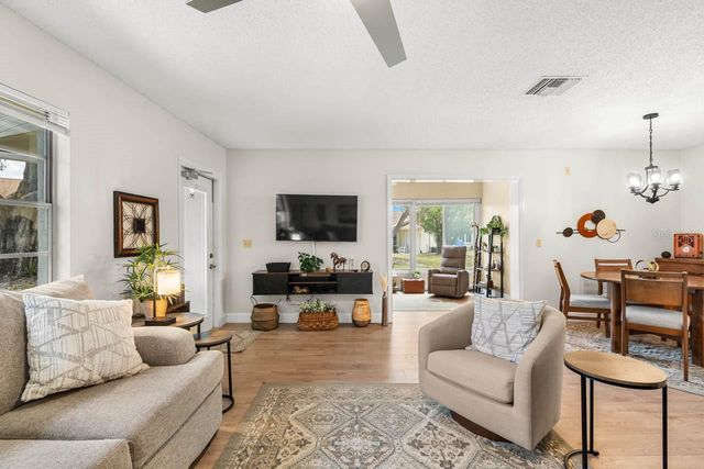 330 GLOUCESTER BOULEVARD, Sun City Center, FL 33573