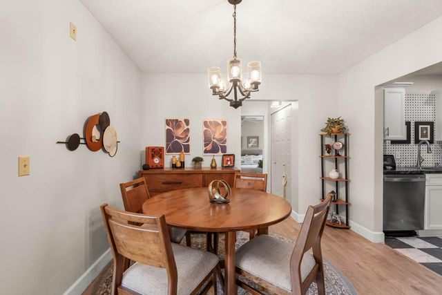 330 GLOUCESTER BOULEVARD, Sun City Center, FL 33573