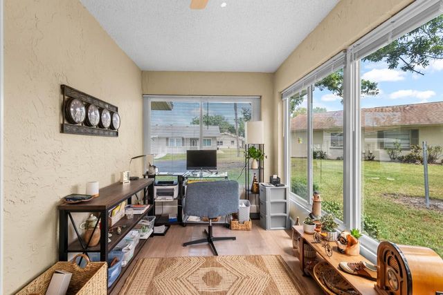 330 GLOUCESTER BOULEVARD, Sun City Center, FL 33573