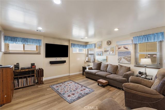 240 E Barclay, Long Beach, CA 90805