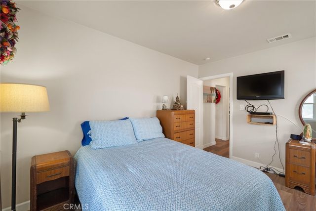 240 E Barclay, Long Beach, CA 90805