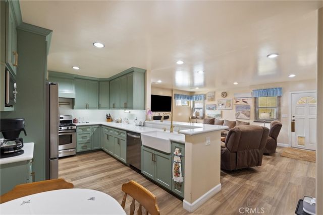 240 E Barclay, Long Beach, CA 90805