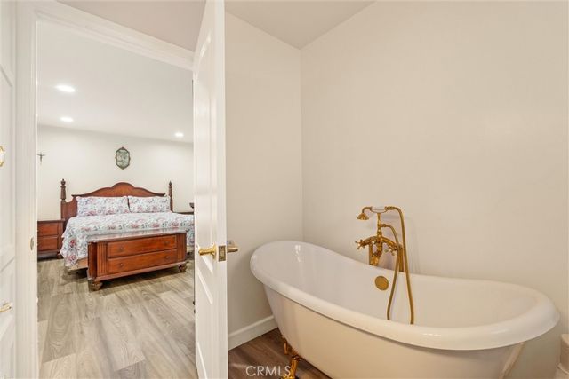 240 E Barclay, Long Beach, CA 90805
