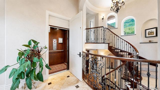 4625 Coyote Run, Littleton, CO 80125