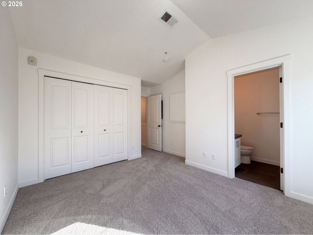 632 Ne GARSWOOD Ln, Beaverton, OR 97006