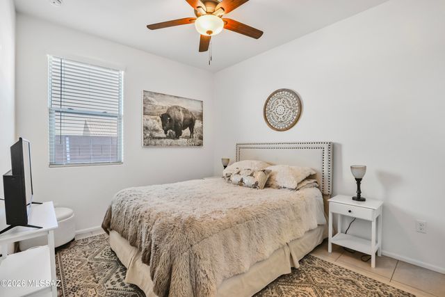 5810 W Indian Shadow Drive, Tucson, AZ 85742