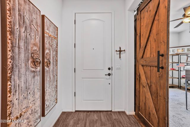 5810 W Indian Shadow Drive, Tucson, AZ 85742