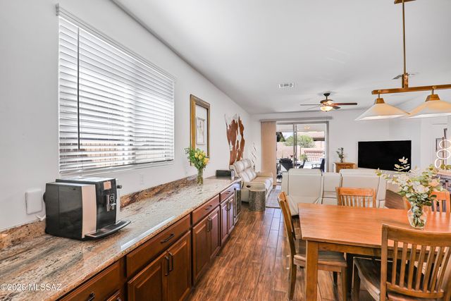 5810 W Indian Shadow Drive, Tucson, AZ 85742