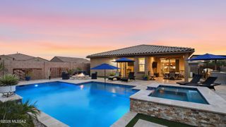 5810 W Indian Shadow Drive, Tucson, AZ 85742