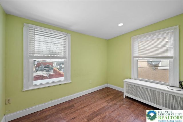 37 South 12th Street, Easton, PA 18042